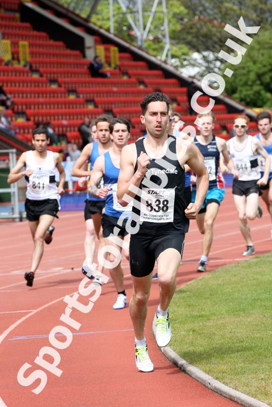 Mens senior 1500 metres, North Eastern Champs, Gateshead Stadium. Photo: David T. Hewitson/Sports for All Pics